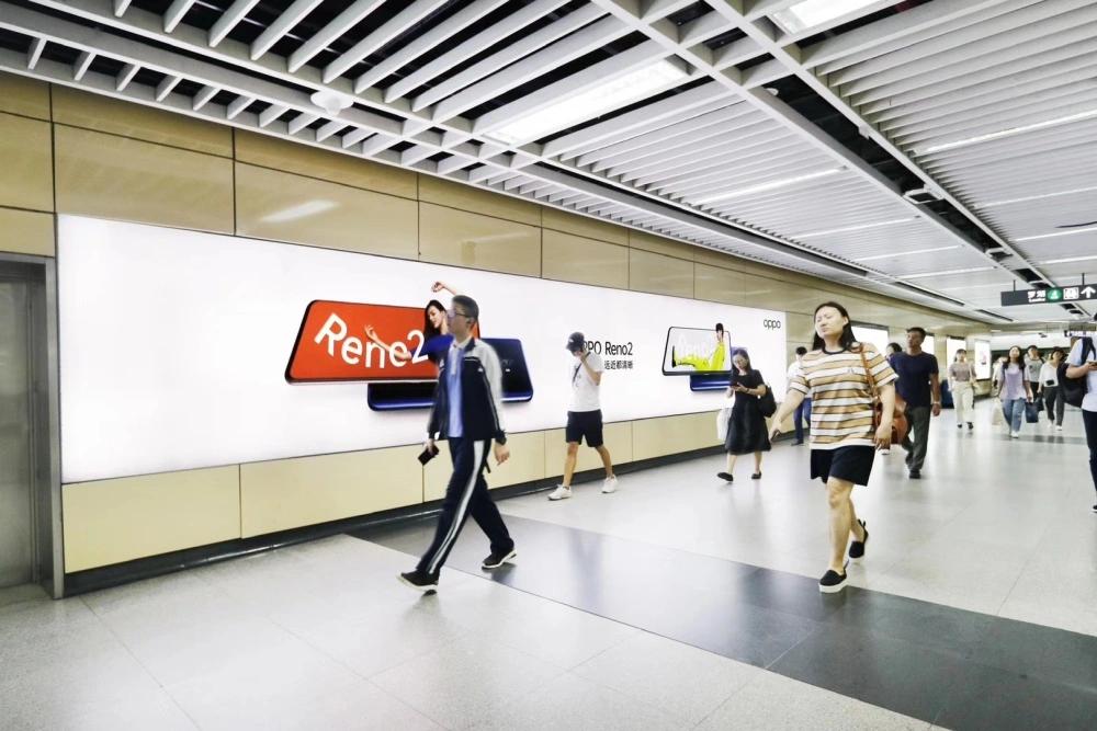 机场拉布灯箱 (2)